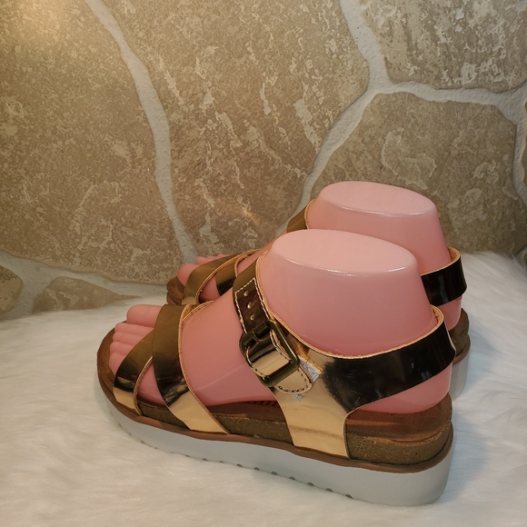 WOMENS SANDALS NOT RATED - Picture 10 of 13